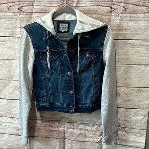 Wax Jean woman’s small denim hooded jacket. Size small